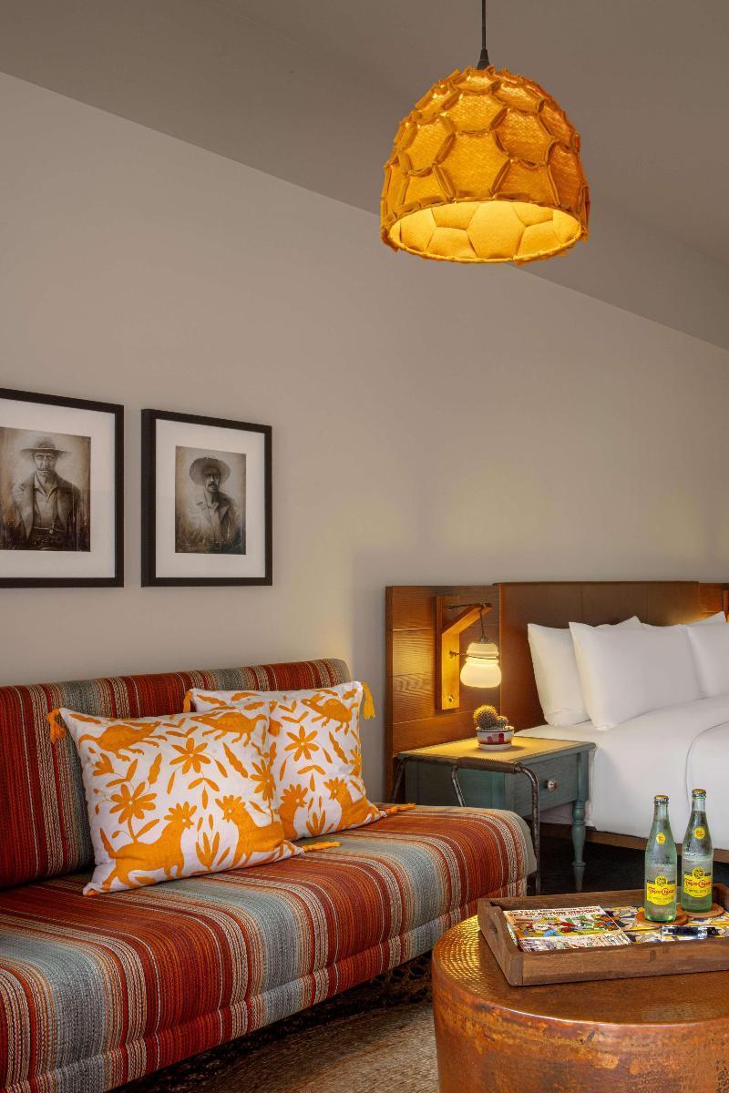 Texican Court, By Valencia Hotel Collection Irving Bagian luar foto