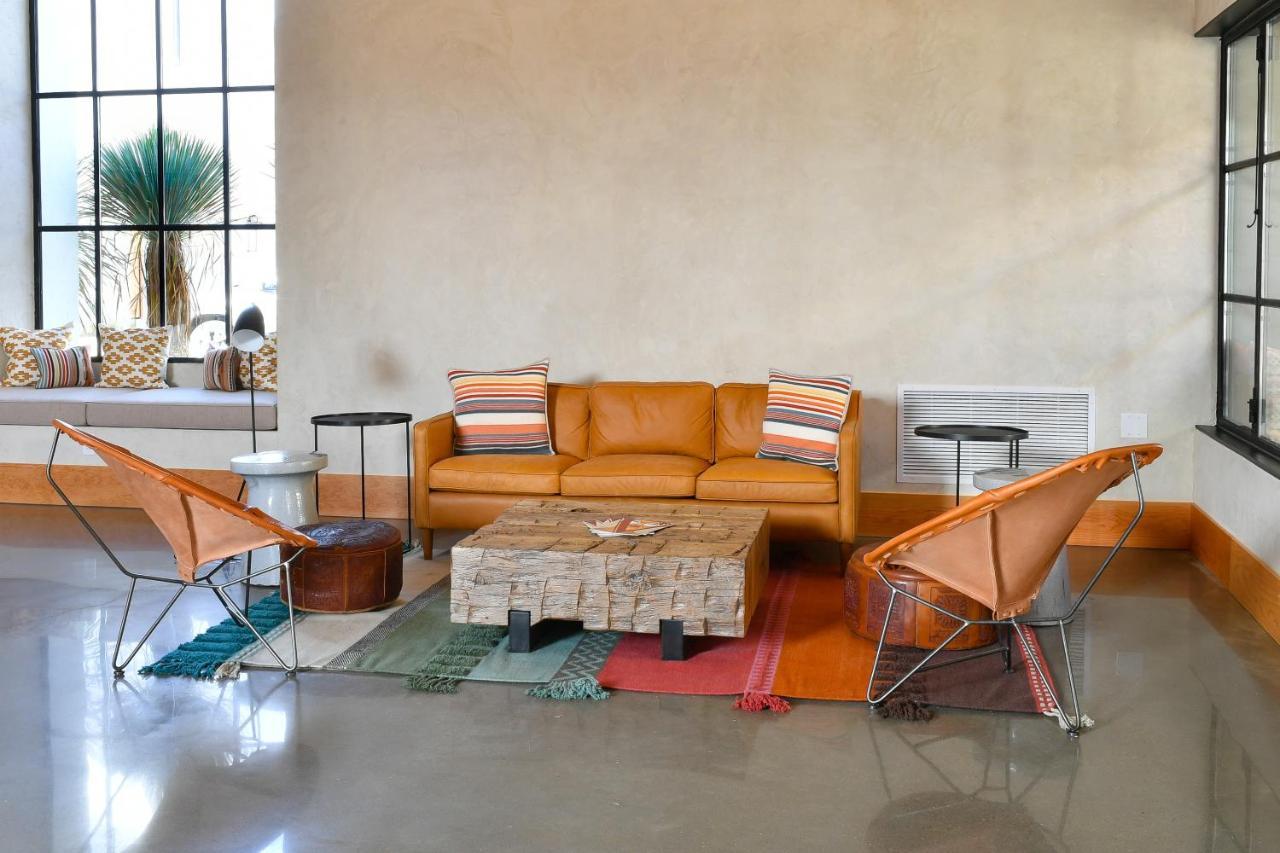 Texican Court, By Valencia Hotel Collection Irving Bagian luar foto